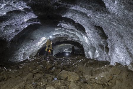 Tunnel